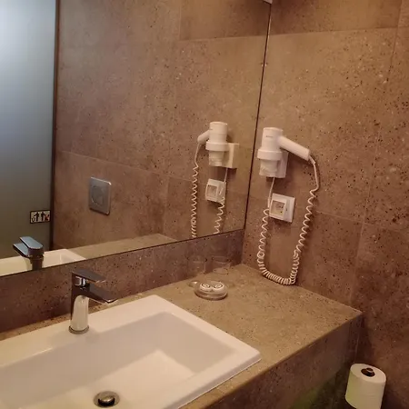 Locandina Living Corfu Apartman Barbáti
